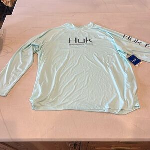Huk Performance Fishing Shirt in Soft Blue